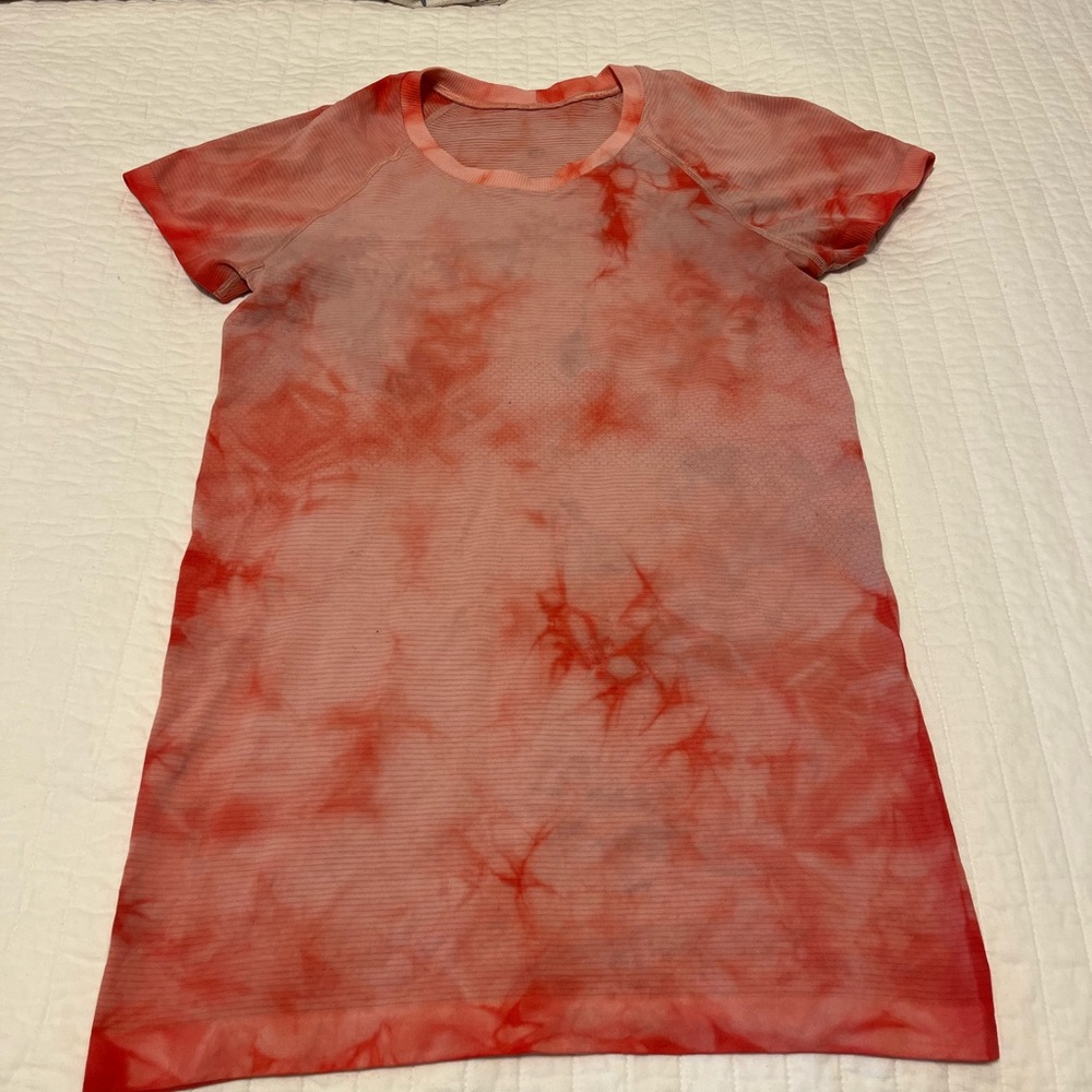 Swiftly Tech Short-Sleeve Shirt 2.0
Hip Length size 6